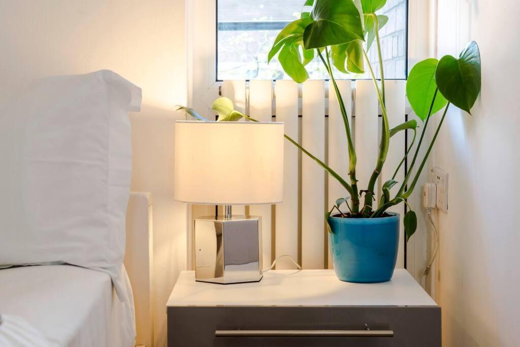 The Clarence, Central London Apartment W/ Wifi Eksteriør billede